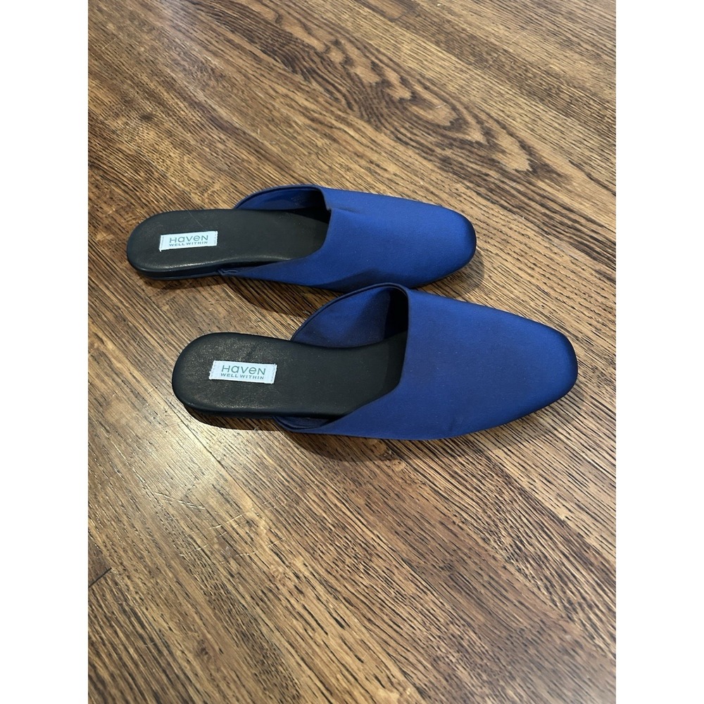Haven Well Within Blue Satin Mules Satin Sandals/Slides Size 5 Travel Shoes EUC - Picture 3 of 7